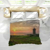Doonagore Castle At Sunset - Ireland Bedding 31971180