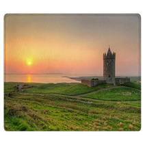 Doonagore Castle At Sunset - Ireland Rugs 31971180