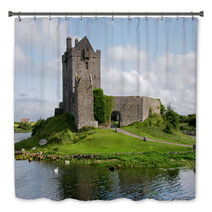 Dunguaire Castle, Kinvara Bay, Galway, Ireland Bath Decor 14798272