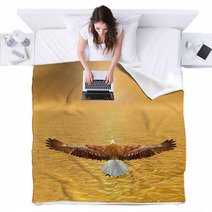 Eagle Going To The Sun - 3D Render Blankets 51452480