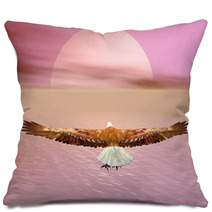 Eagle Going To The Sun - 3D Render Pillows 50983355