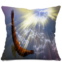 Eagle In Flight Above Tyhe Clouds Pillows 109973070