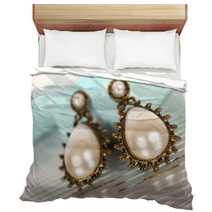 Earrings With Pearls Bedding 56882359