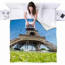 Eiffel Tower Blankets 67524201