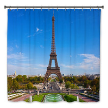 Eiffel Tower In Paris Bath Decor 60577422