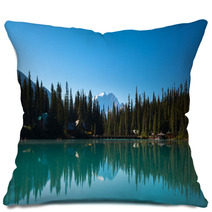 Emerald Lake Lodge Pillows 62343686