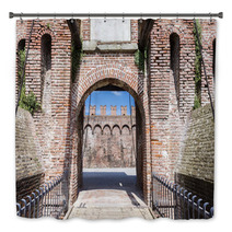 Entrance Of A Castle Bath Decor 65714243