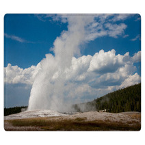 Erupting Old Faithful At Yellowstone National Park Rugs 69024228