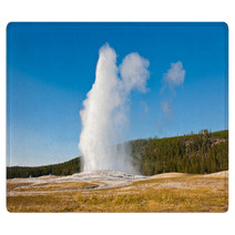 Eruption Of Old Faithful Geyser At Yellowstone National Park Rugs 51528322