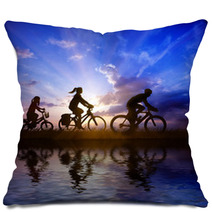 Family On Bicycle Pillows 23941011