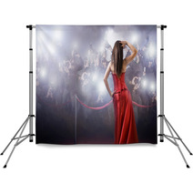 Famous Woman Posing In Front Of Paparazzi Backdrops 21130803