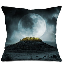 Fantasy Stronghold Pillows 51048420