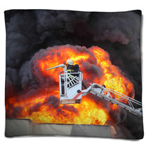 Firefighter And Burning House Blankets 66227707