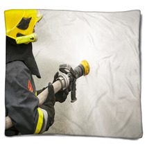 Firefighter In Action Blankets 58169183