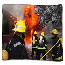 Firefighters In Action Blankets 5113946