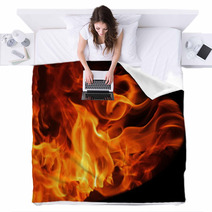 Flammen Feuer Blankets 37130960