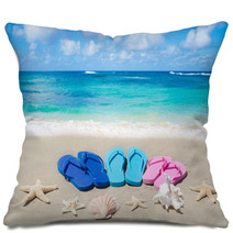 Flip Flops, Seashells And Starfishes Pillows 65984379
