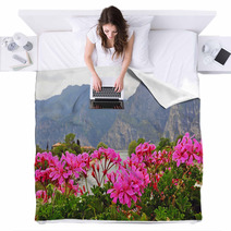 Flowers And Mountains Blankets 66595881