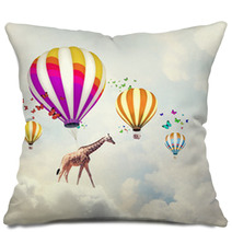 Flying Giraffe Pillows 61104094