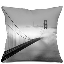 Foggy Morning At The Golden Gate Bridge In San Francisco Pillows 134154117