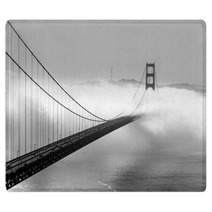 Foggy Morning At The Golden Gate Bridge In San Francisco Rugs 134154117