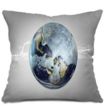 Frozen Globe Pillows 48071084