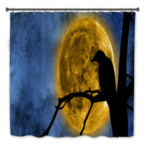 Full Moon Behind The Tree And A Raven On It. Bath Decor 80723935