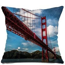 Golden Gate Bridge Clear Sky Pillows 64086283