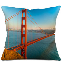 Golden Gate Bridge In San Francisco Daylight Pillows 59741022
