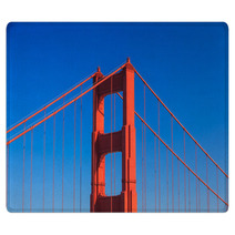 Golden Gate Bridge In San Francisco Rugs 64773162