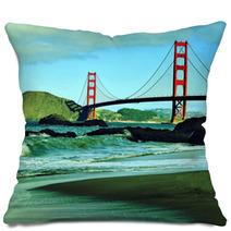 Golden Gate Bridge, San Francisco, United States Pillows 47858904