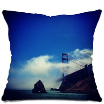 Golden Gate Cloudy Pillows 66753870