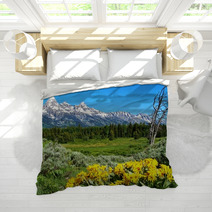 Grand Teton National Park With Yellow Flowers Bedding 33850518