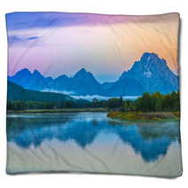 Grand Teton Reflection At Sunrise Blankets 57689084