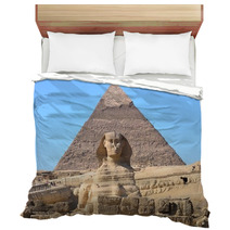 Great Sphinx Of Giza And The Pyramid Of Khafre At Giza Egypt Bedding 48654528