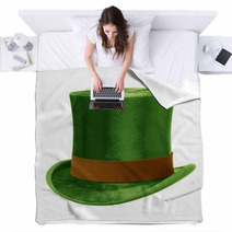 Green Top Hat Blankets 60294758