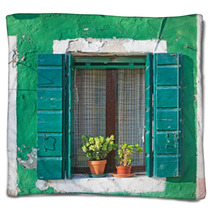 Green Window Blankets 59919015