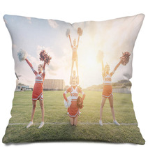 Group Of Cheerleaders In The Field Pillows 63268723