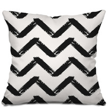 Hand Drawn Chevron Seamless Pattern Pillows 84714137