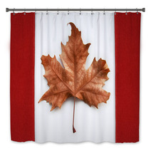 Handmade Canadian Flag Bath Decor 3590665