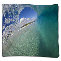 Hawaii Empty Wave 4 Blankets 56218232