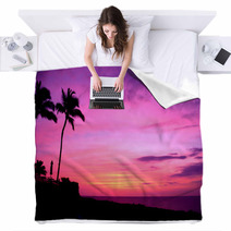 Hawaii Sunset With Palm Trees Blankets 12800143