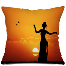 Hawaiian Dancing Woman Sunset Silhouette Pillows 65132061
