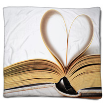 Heart Shaped Book Blankets 67364202
