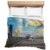 Helicopter On The Launch Platform In New York With City Skyline Bedding 60666898
