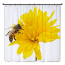 Honeybee And Yellow Flower Bath Decor 62311390