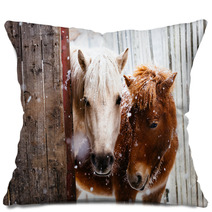 Horse Horse Horse Animal Winter Pillows 141325932