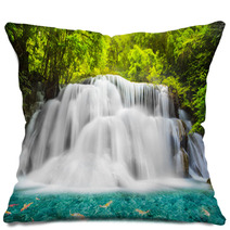 Huai Mae Kamin Waterfall Pillows 53689376