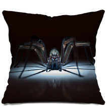 Huge Spider In Ambush Pillows 64918636