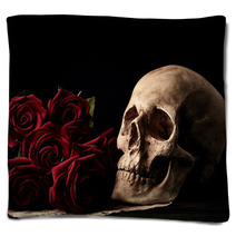 Human Skull With Red Roses Blankets 115987470